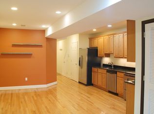 1132 6th St NE APT 1, Washington, DC 20002