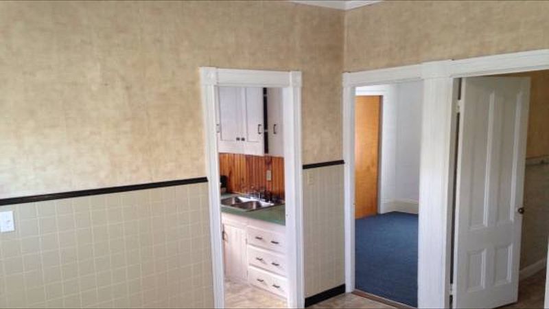 2nd image of 250 High St #1