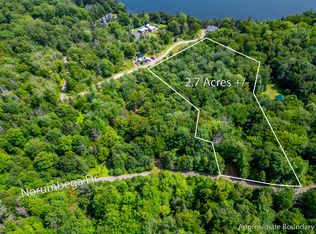28 Norumbega Dr, Stockton Springs, ME 04981