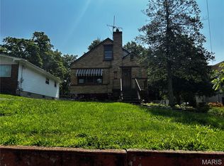 2814 Walton Rd, Saint Louis, MO 63114