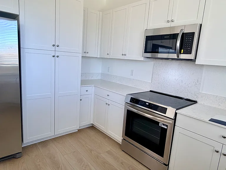 8371 Valpane Way — Photo 8