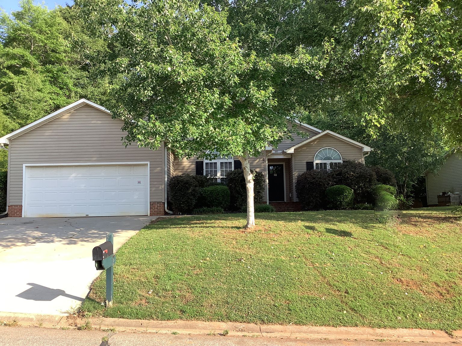 125 Kingfisher Dr, Simpsonville, SC 29680 Zillow