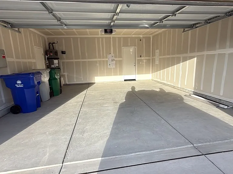 418 Meyers Ln — Photo 4
