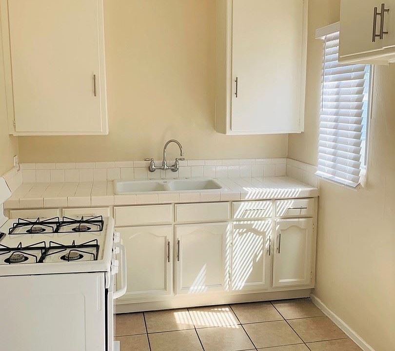 1st image of 6280 Cherry Ave APT 17