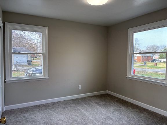 4th image of 623 Glendale Pl