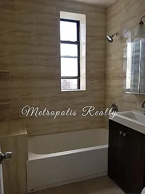 Rented by Metropolis International Realty Inc. | media 13
