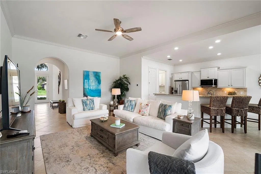 2 bed, 2.0 bath, 1804 sqft, $9,000 — Photo 4