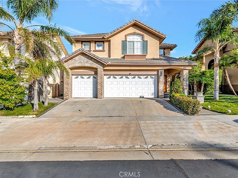 19754 Mariposa Creek Way — Photo 1