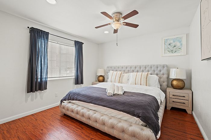 1st image of 1384 W 37th Pl #3
