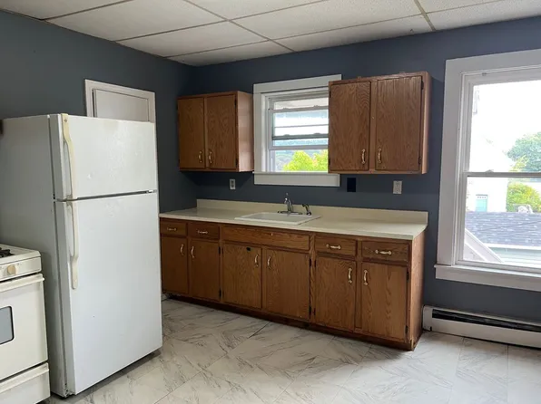 151-153 Leighton St., 151-153 Leighton St #2, Fitchburg, MA 01420