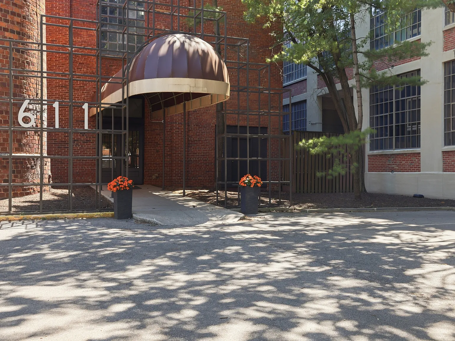 1 bed, 800 sqft, $2,500 — Photo 1