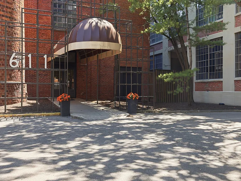 611 N Park Ave #216 — Photo 1