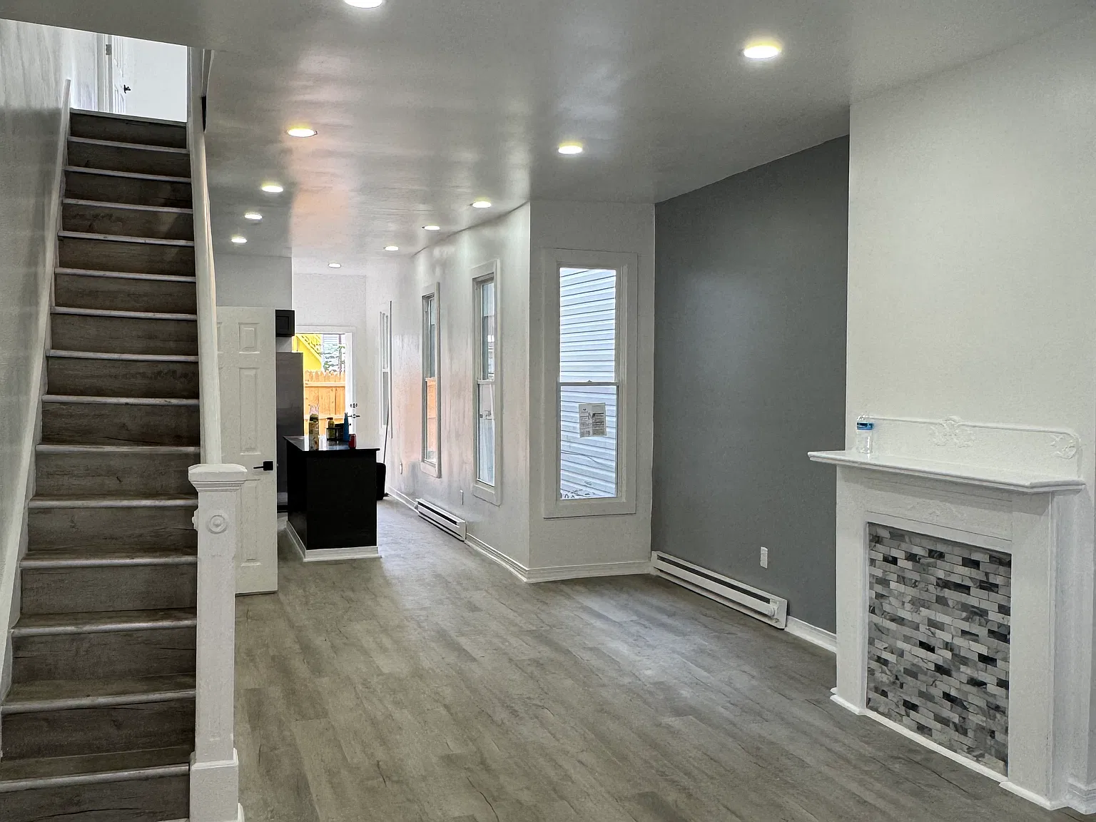 5 bed, 1.5 bath, $1,890 — Photo 2