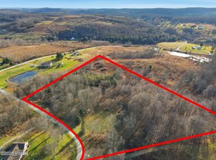 77 Delaware Dr, Damascus, PA 18415