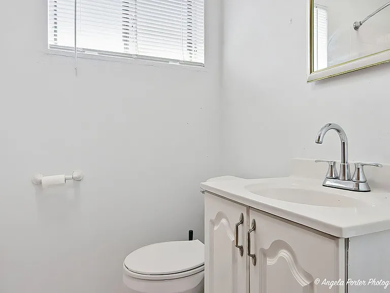 4912 Crain St #B — Photo 13