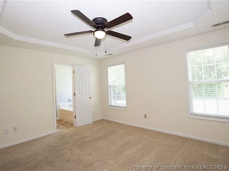 112 Raymond St — Photo 36