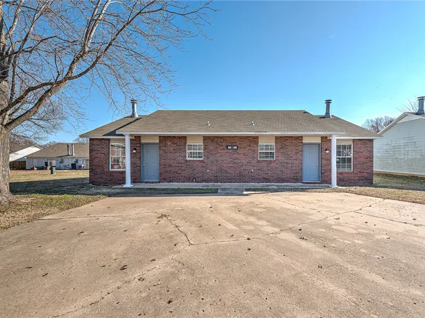 4482 & 4484 W Renee Ct, Fayetteville, AR 72704