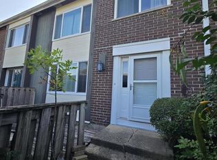 281 Dupage Dr, Bolingbrook, IL 60440