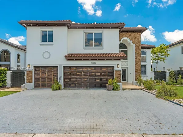 15262 SW 11th St, Miami, FL 33194