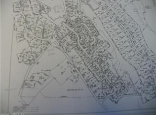 353 Stepstone Hill Rd, Guilford, CT 06437