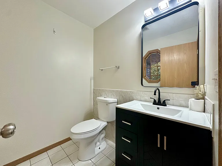4520 W Lawn Ave — Photo 3