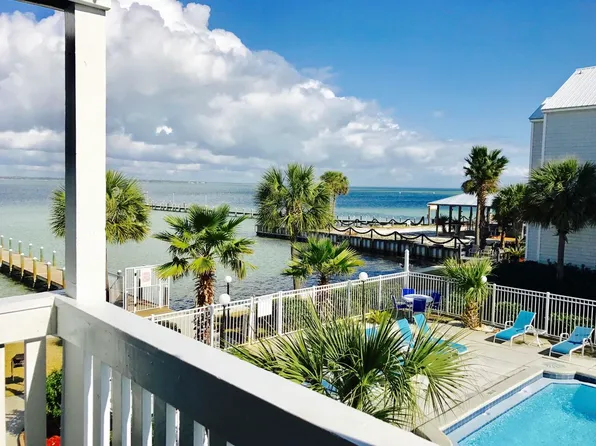 1330 Miracle Strip Pkwy SE APT 202, Fort Walton Beach, FL 32548