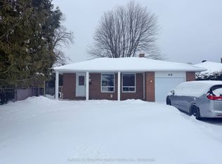 16 Herman Cres, North Bay, ON P1A2R5
