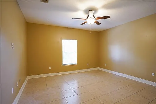1307 Highway 59 — Photo 4
