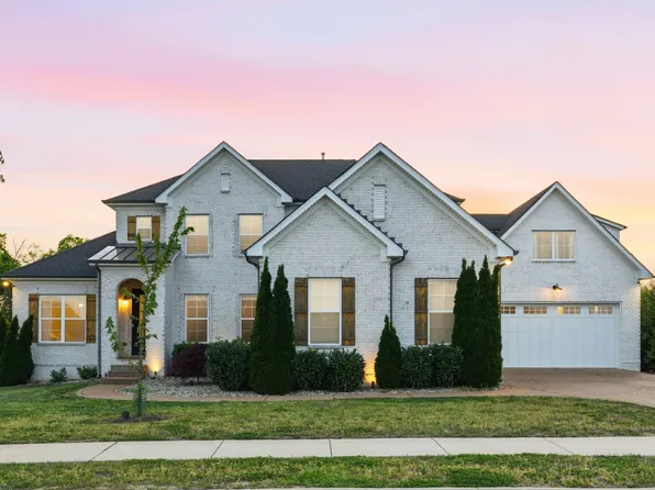 119 Sperance Ln, Gallatin, TN 37066