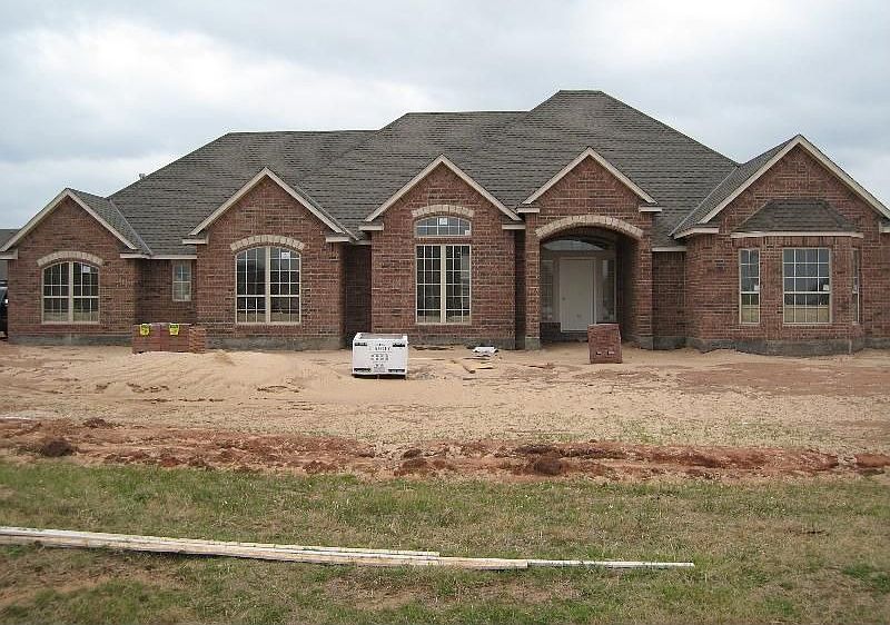2nd image of 4566 Crestmont Ln