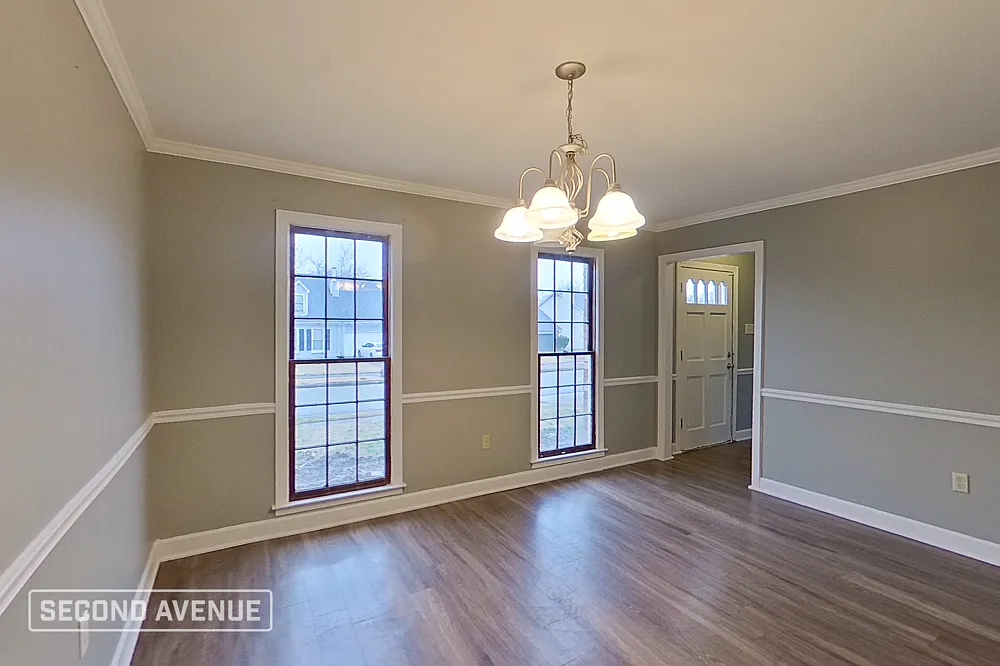 3 bed, 2.5 bath, 2025 sqft, $1,825 — Photo 3