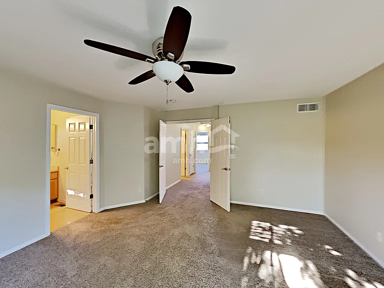 4137 Halifax St — Photo 12