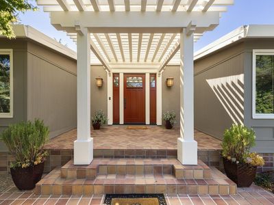 99 Los Ranchitos Rd, San Rafael, CA, 94903