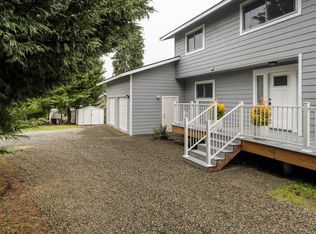 833 19th St, Port Townsend, WA 98368