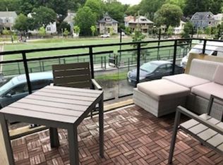 60 Babcock St APT 16, Brookline, MA 02446