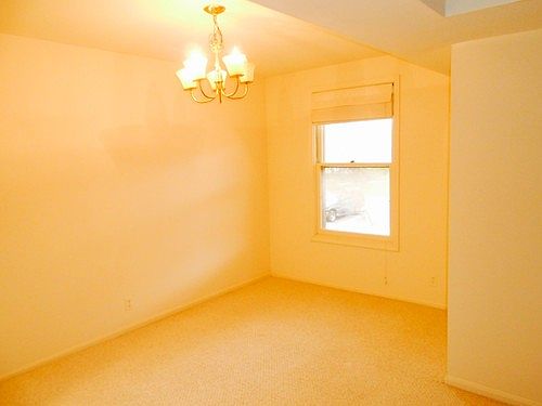 3rd image of 810 Quince Orchard Blvd #10