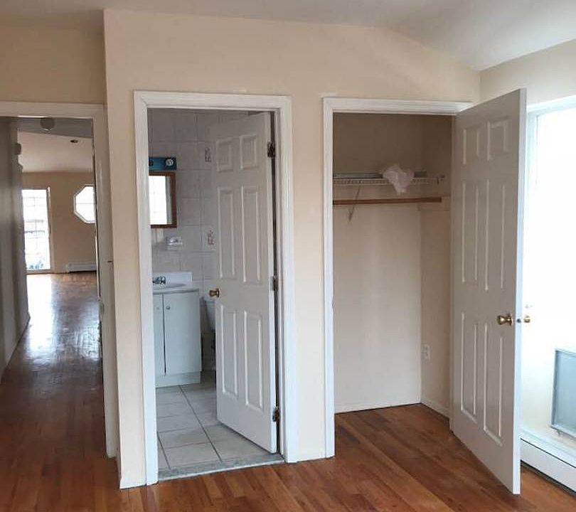 1st image of 1606 E 55th St #2