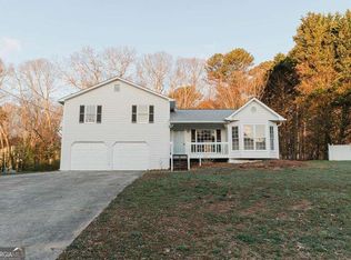 297 Graison Ln, Dallas, GA 30157