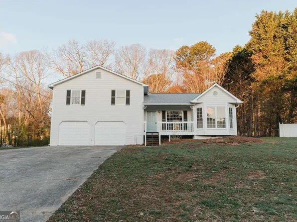 297 Graison Ln, Dallas, GA 30157