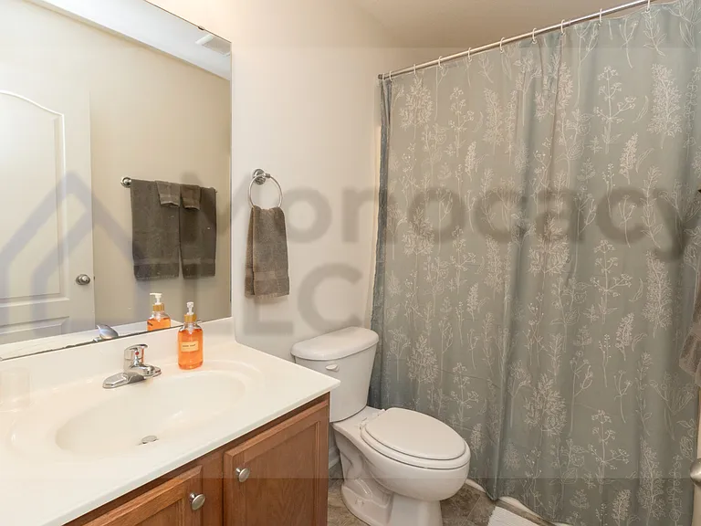Corinth Dr — Photo 10