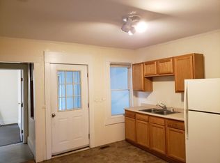 50-52 Clark St FLOOR 1, Easthampton, MA 01027