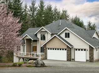 17441 Cimarron Ln, Bellingham, WA 98229