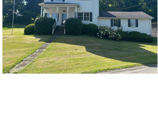1139/1143 New Stanton Ruffsdale Rd, Ruffs Dale, PA 15679
