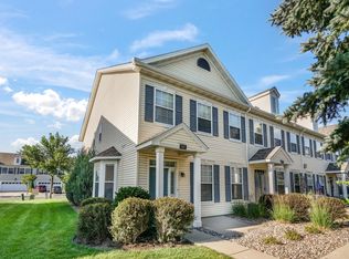 1692 Liberty Cir, Shakopee, MN 55379