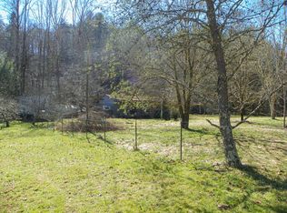 4902 Bogard Rd, Cosby, TN 37722