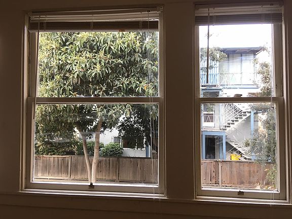 5th image of 485 Wesley Ave APT 3