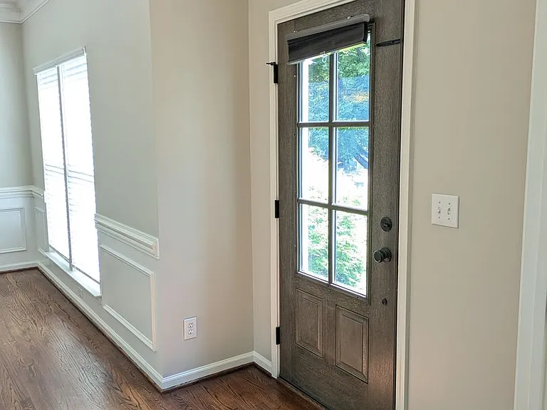 279 Chandeleur Dr — Photo 3