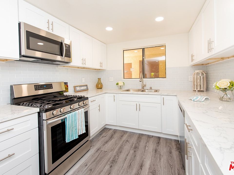 1st image of 2501 Temple Ave Unit 106