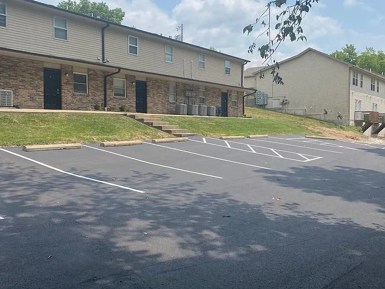4540 W Bellview Dr — Photo 9