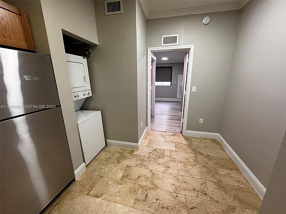 4th image of 1750 NW 107th Ave #988